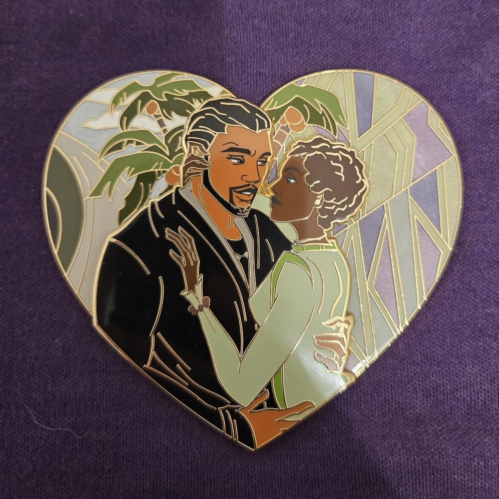 "Marvel T'Challa & Nakia Heart" Fantasy Pin
